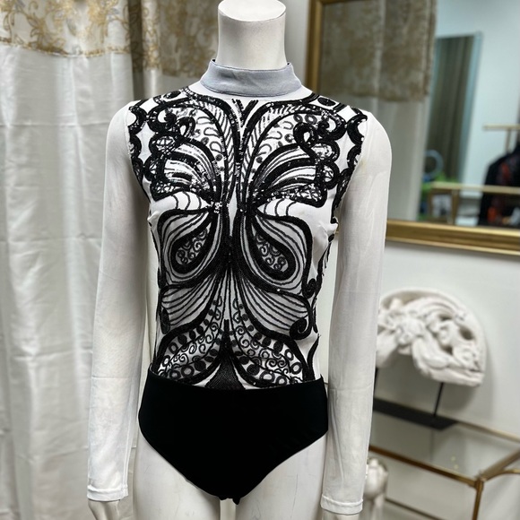 Gracia Tops - European Polka Dot Shirts